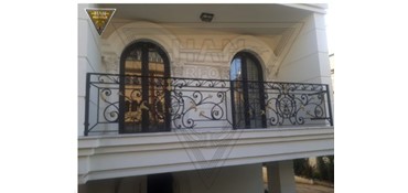 Ferforje Korkuluklarda Malzeme ve Kaplama Tercihleri, ferforje balkon korkuluk, demir korkuluk modelleri, balkon ferforje tasarımları, özel balkon korkuluk, ferforje korkuluk fiyatları