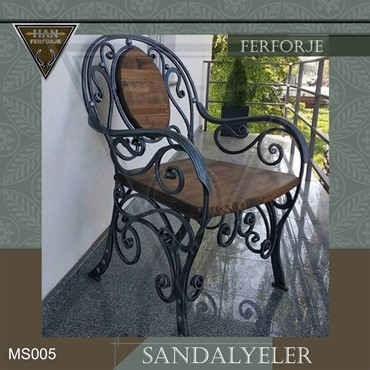 Sandalyeler